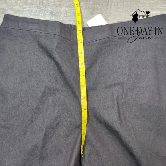 Alfred Dunner Petite Classic Fit Proportioned Short Pull On Pants Size 14P - Picture 4 of 6